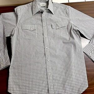 ⭐️$18 if Bundled⭐️ Wrangler Long Sleeve Pearl Snap Button Up XL